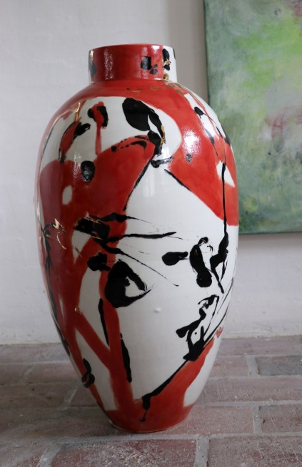keramik skåle bolig kunst vase gulvvase vaser bronzeskulptur bronzeskulpturer bronze puder abstrakte malerier 