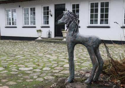 haveskulptur hest bronze bronzeskulptur