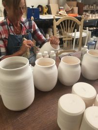 vase vaser kunst abstrakte malerier puder sofapuder bronzeskulpturer bronzeskulptur pude eksklusiv