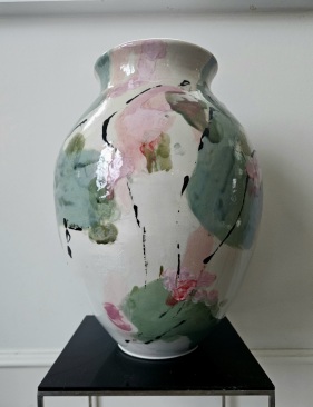 vaser vase kunst unika design kunsthåndværk keramik abstrakt kunstner håndmalet håndmalede bronze sculpture