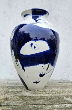 gulvvase vaser kunst skulpturer gulvvase keramik abstrakt bronzeskulpturer bronzeskulptur håndmalet